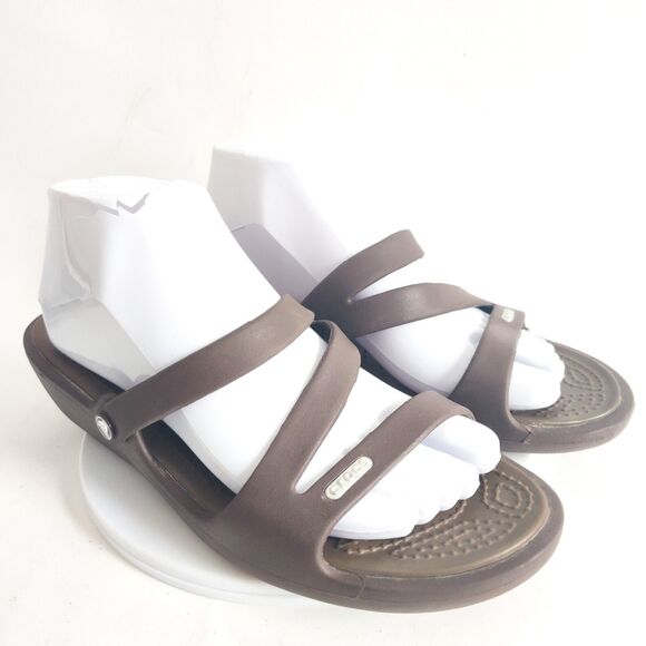 Crocs Comfort Sandals Size 9 Iconic Swiftwater Brown Slides Waterproof Wedge - Picture 1 of 10